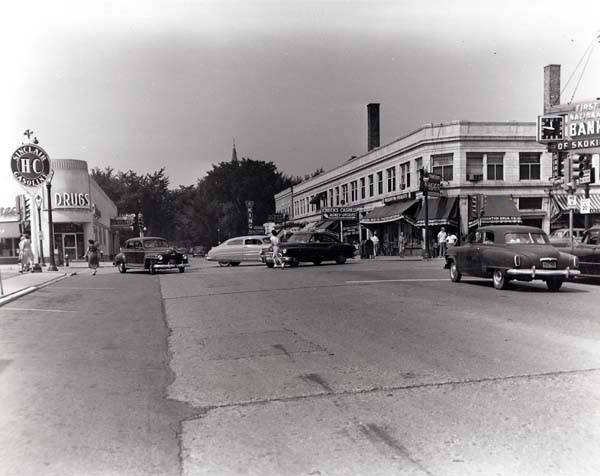 Downtown Skokie in the late 1940s, looking west along Oakton from Lincoln.
